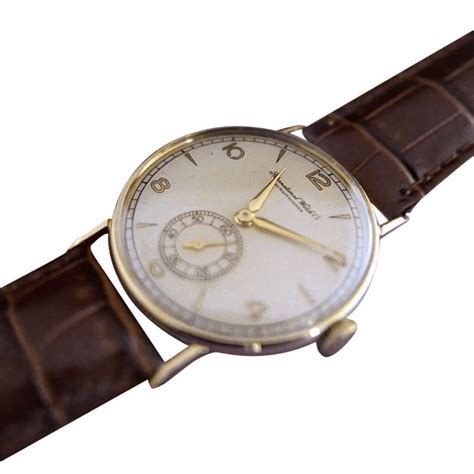 IWC Calibre 61 1940's 14kt Gold Men's Vintage Watch